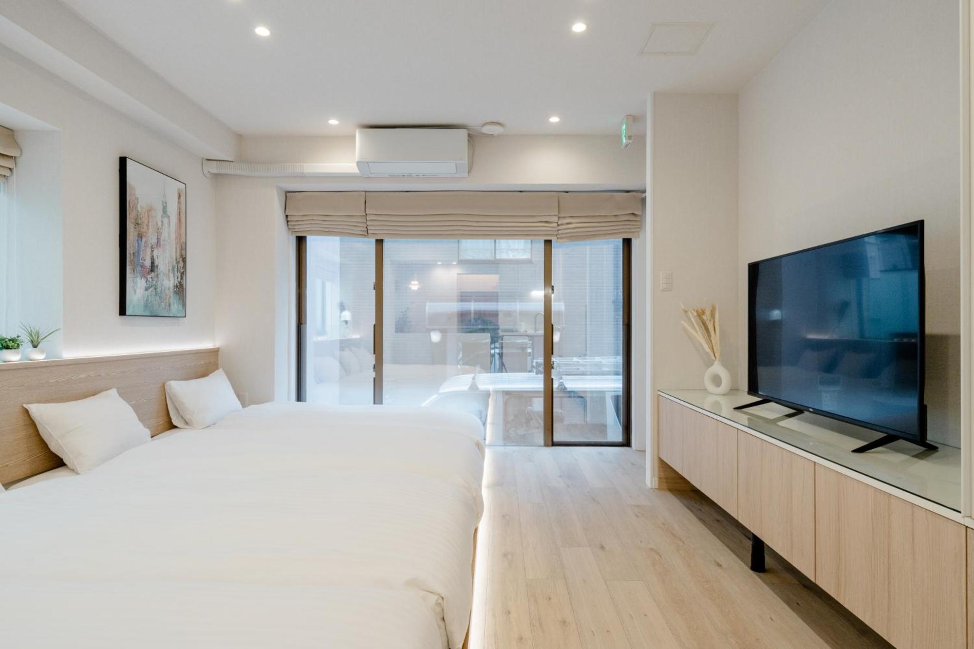 The Monica Residence Shinjukugyoen — Photos 1